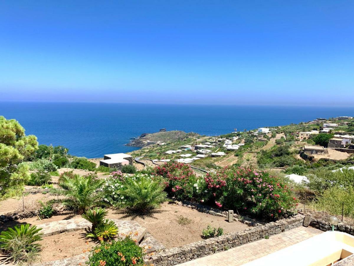 Residenza dei Baroni - Dammusi Bed&Relax Pantelleria, Tracino, Italy 